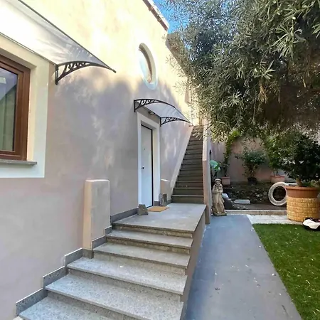 Exclusive With Private Garden - 5 Minutes From The Colosseum *